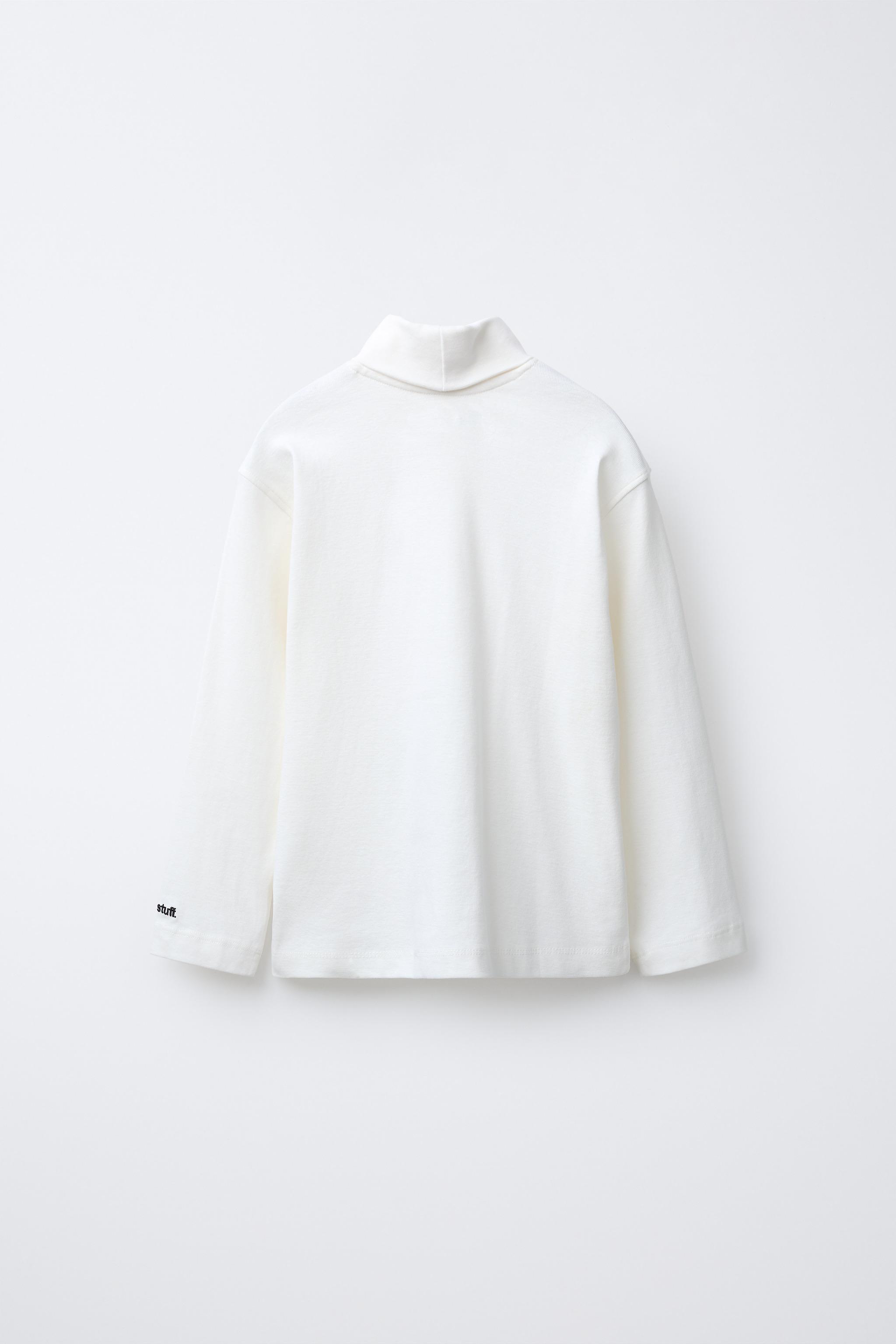 EMBROIDERED TURTLENECK T-SHIRT